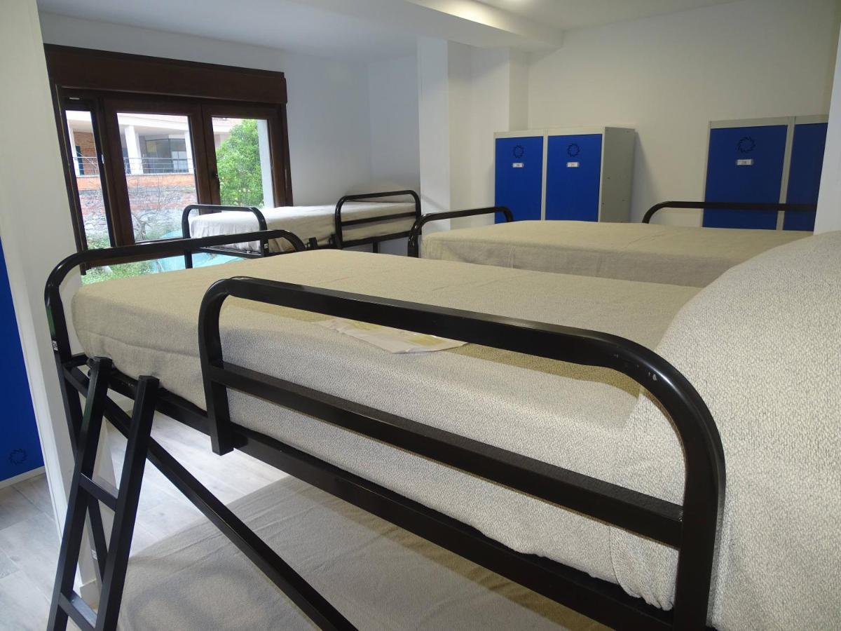 Albergue Roma Pola de Lena Ngoại thất bức ảnh